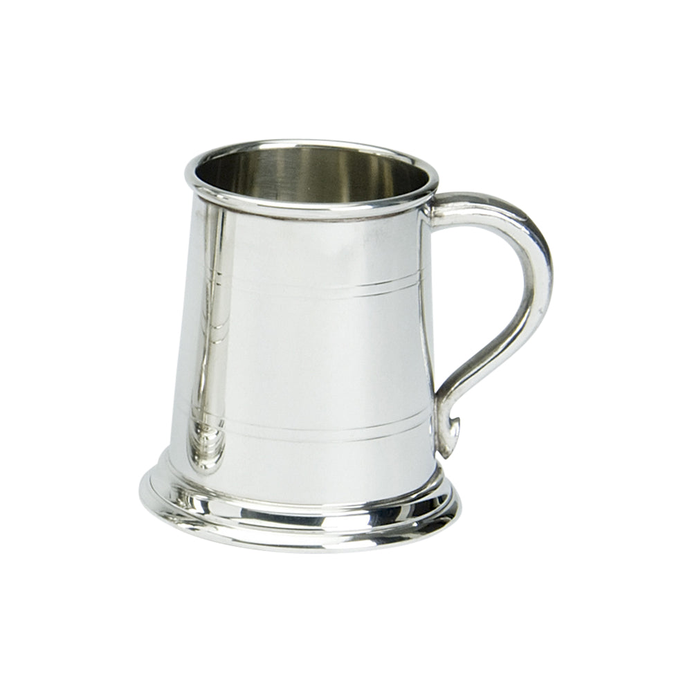 ½ Pint Tankard. Wells