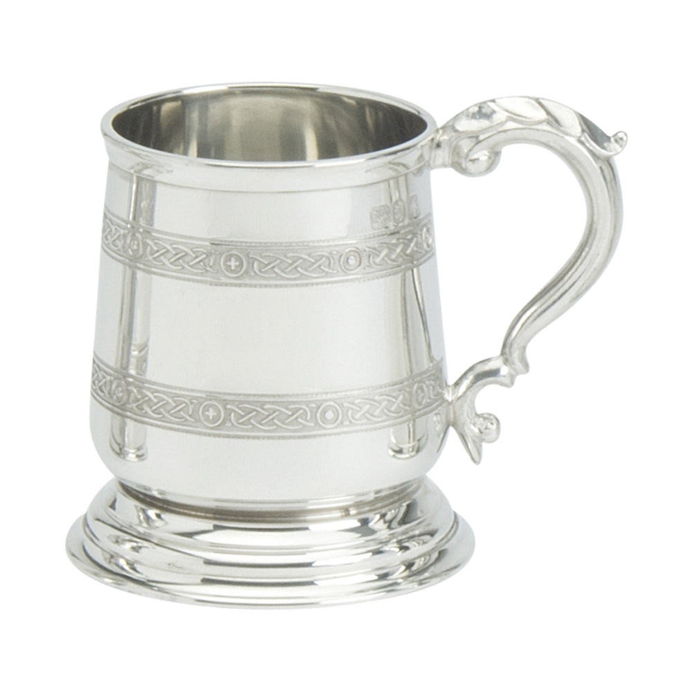 1 Pint Tankard. George Ill Two Celtic Bands